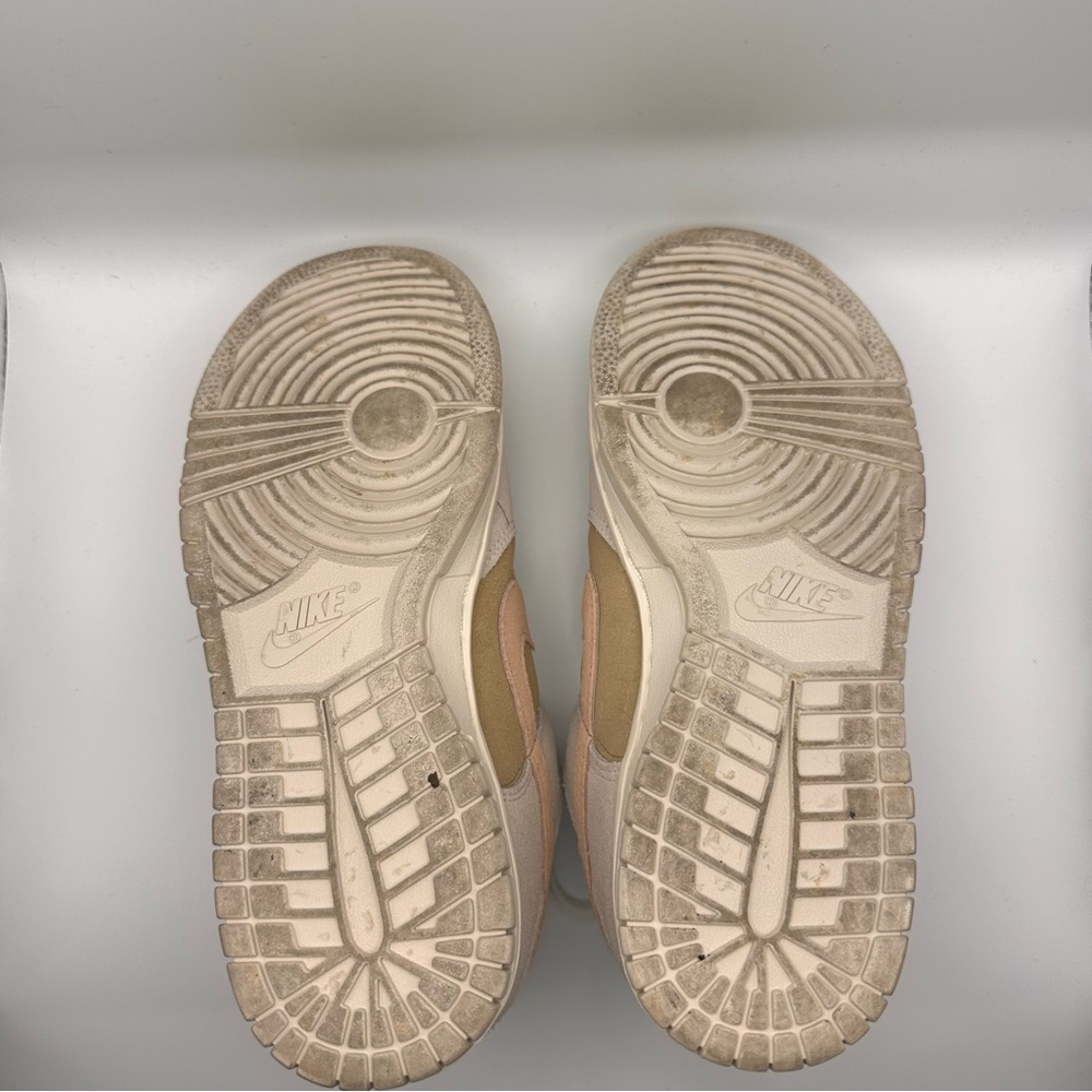 Nike Women's Cream and Tan Sneakers - Picture 8 of 12